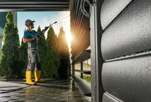 Playground Equipment Cleaning in Cloverdale, CA